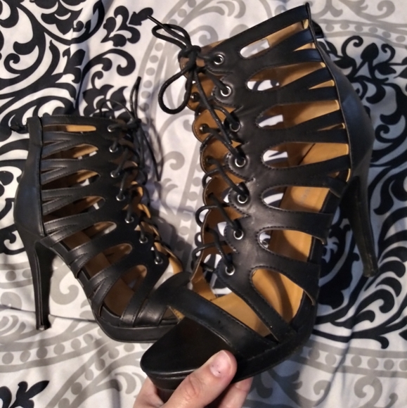 Black Lace Up Heels - Picture 4 of 8